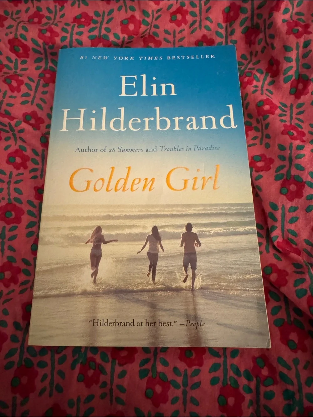 Elin Hilderbrand - Golden Girl - Paperback - *Like New